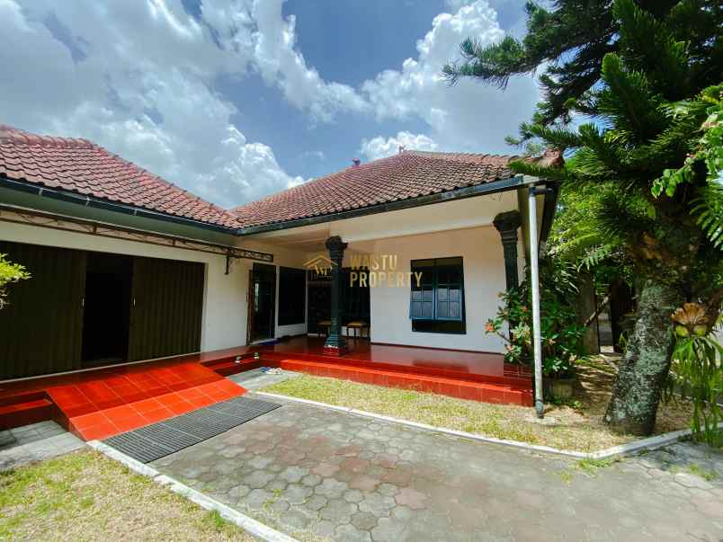 dijual rumah wedomartani