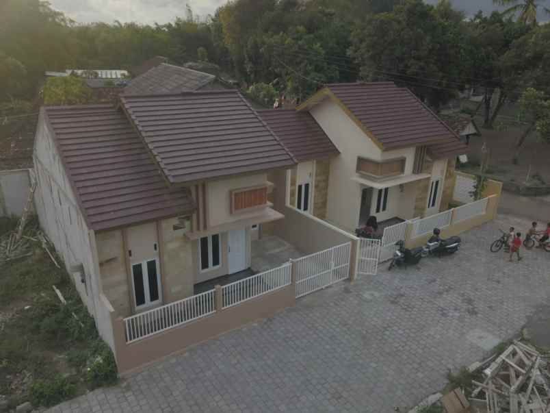 dijual rumah widodomartani kec ngemplak
