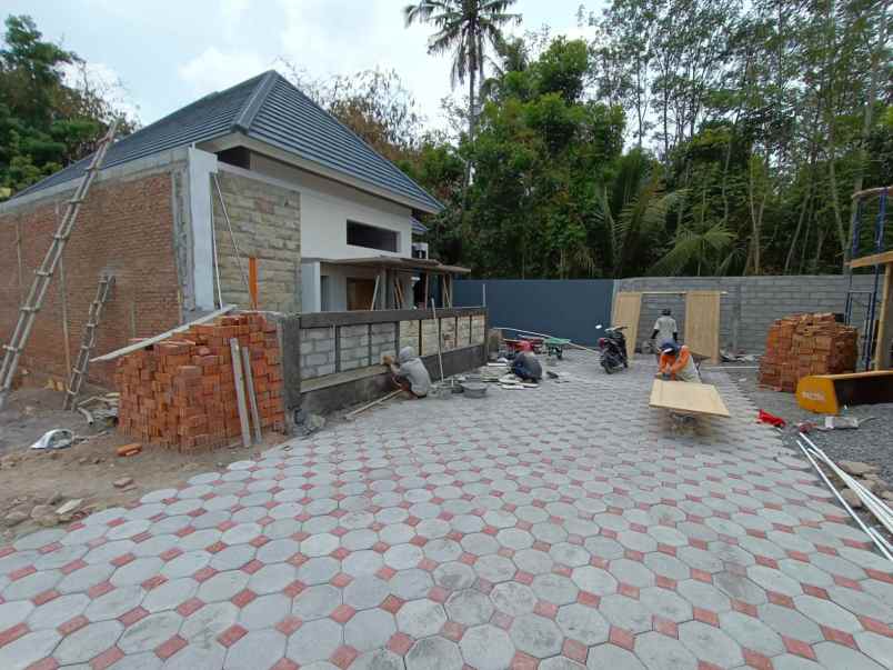 dijual rumah widodomartani ngemplak