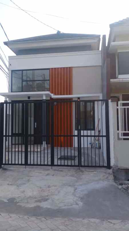 dijual rumah wisma gunung anyar