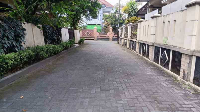 dijual tanah condongcatur kec depok