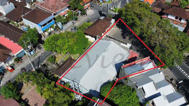 dijual tanah jalan hayam wuruk