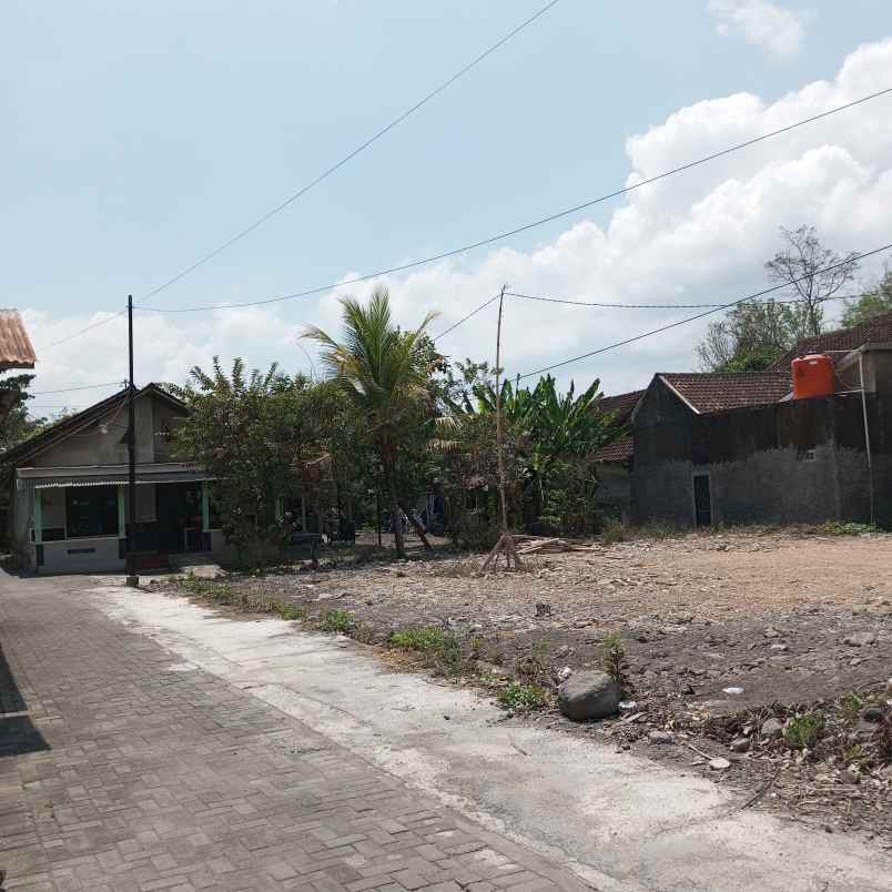 dijual tanah jalan kaliurang km 9