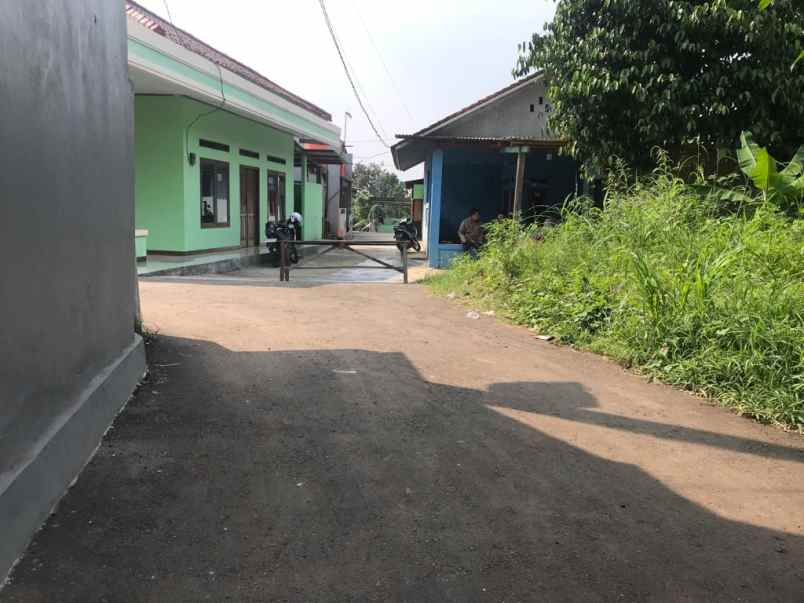 dijual tanah jalan raya pondok rajeg