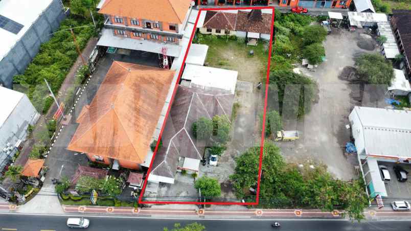 dijual tanah jalan raya uluwatu