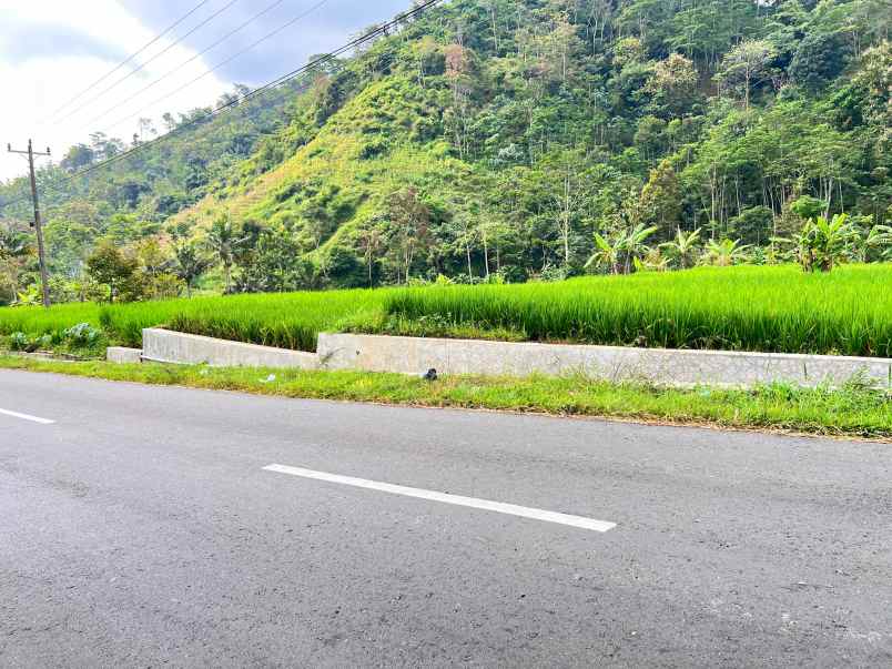 dijual tanah jenawi karanganyar