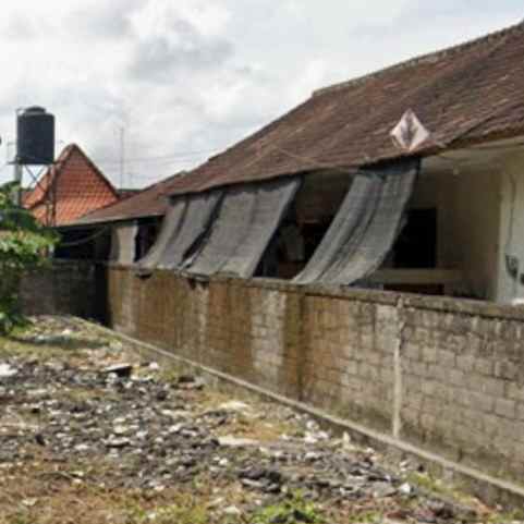 dijual tanah jl dewi madri