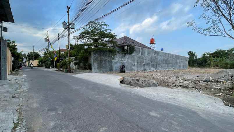 dijual tanah jl harjosudiro 20 142