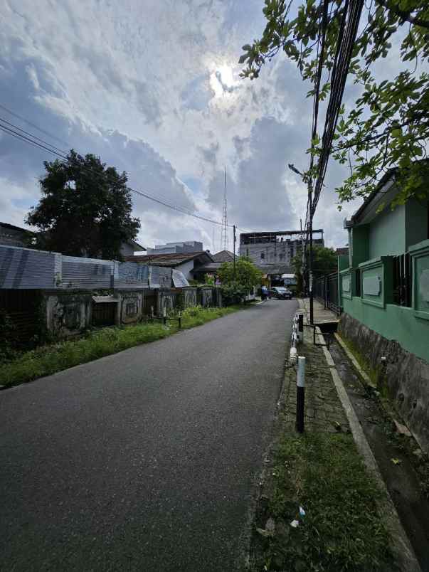 dijual tanah jln meruya selatan kec