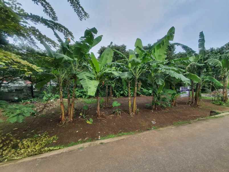 dijual tanah luas shm dekat depok town square