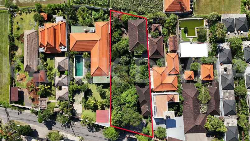 dijual tanah pantai gumicik ketewel