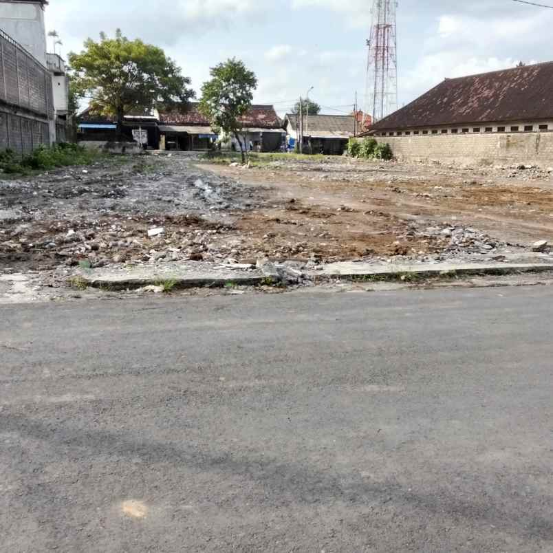 dijual tanah ubung