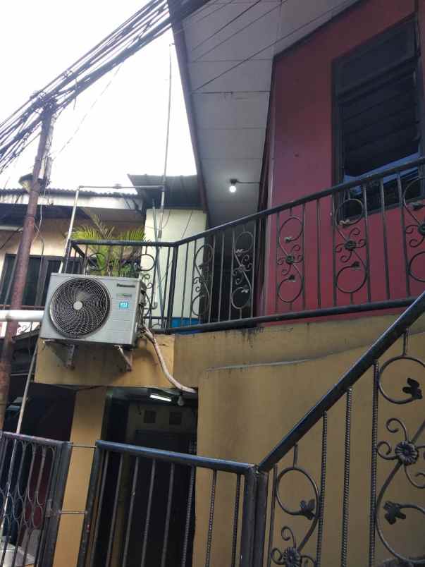 dijual toko dan kost2an dekat kampus ipb dramaga bogor