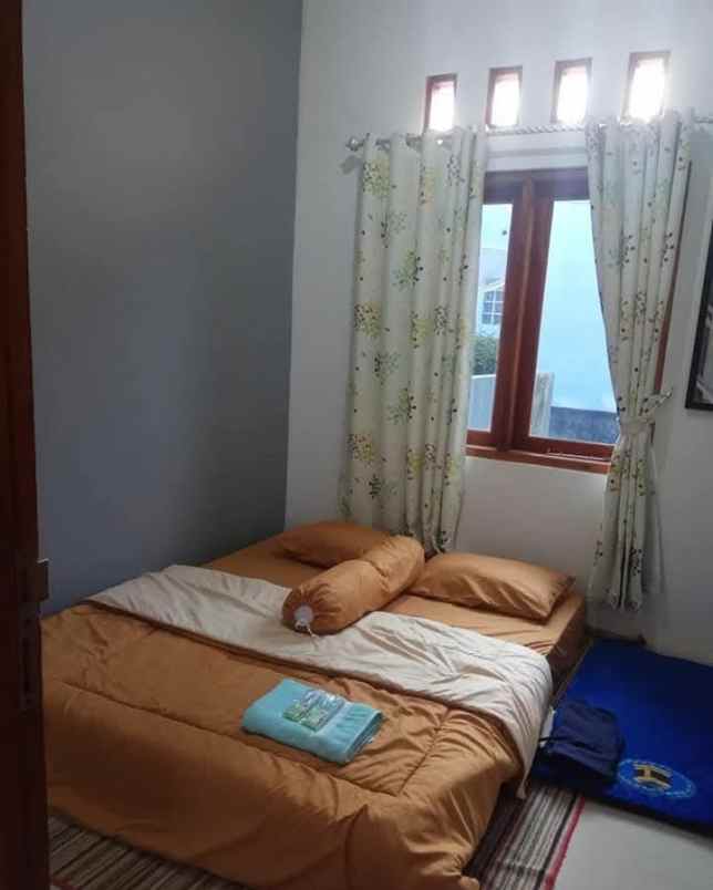 dijual villa di cikole lembang