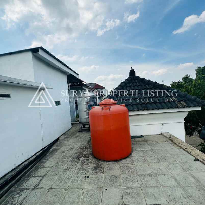 dijual villa jalan murai komplek grand