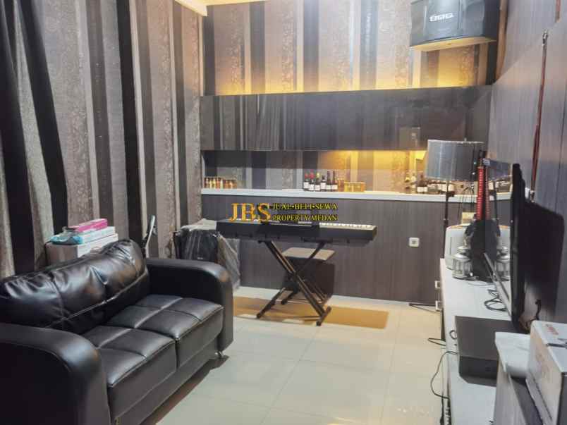 dijual villa komplek cemara asri