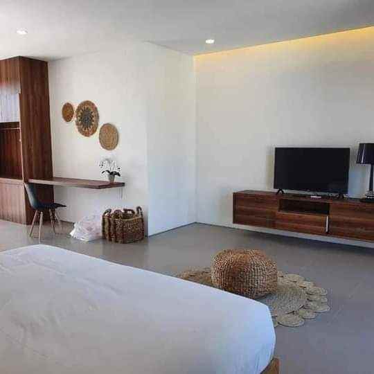 dijual villa lantai 2 lokasi canggu brawa