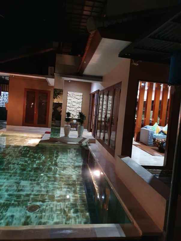 dijual villa sanur kauh