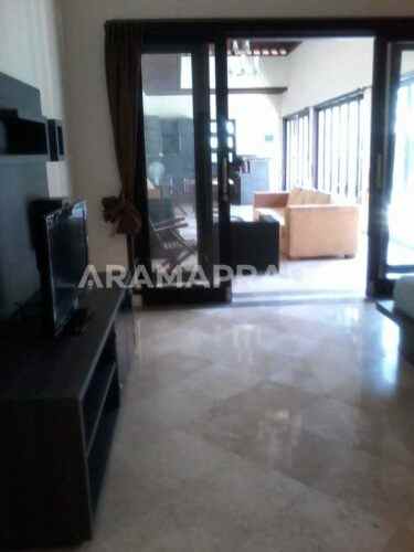 dijual villa seminyak