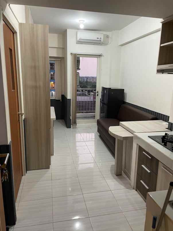 disewakan apartemen puncak cbd tower a lantai 3