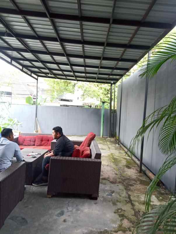 disewakan lokasi untuk usaha lapak jualan