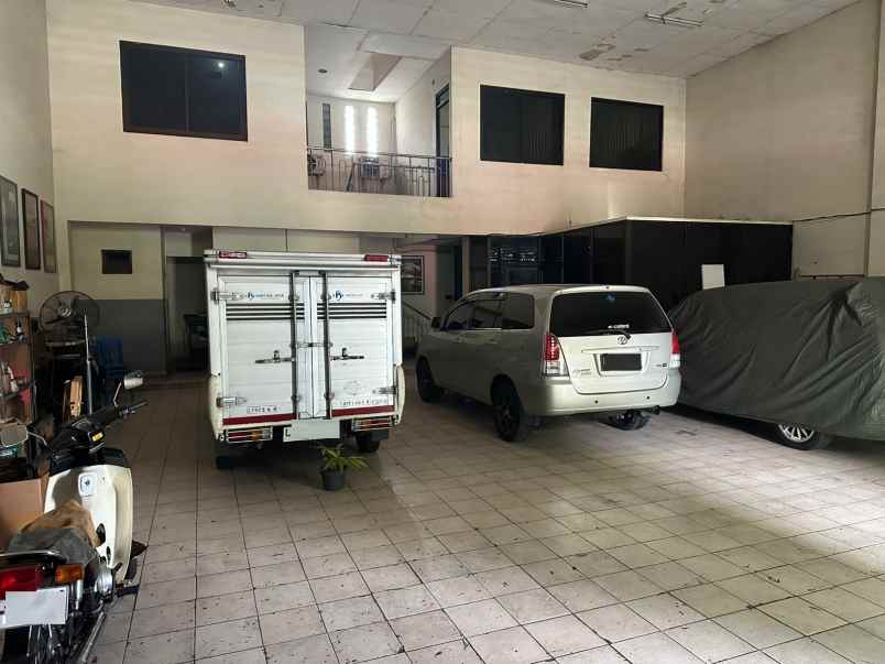 disewakan ruko gudang kantor raya ngagel