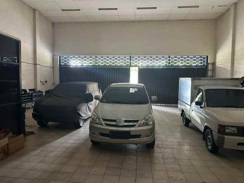 disewakan ruko gudang kantor raya ngagel