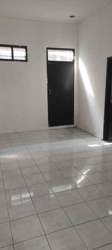 disewakan rumah antapani kalijati indah