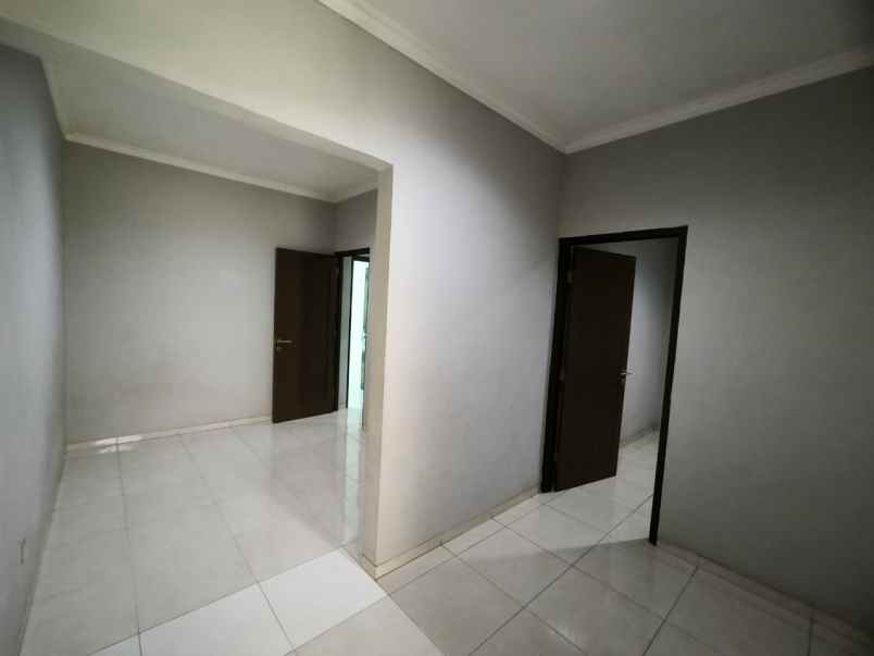 disewakan rumah cluster valeria metland