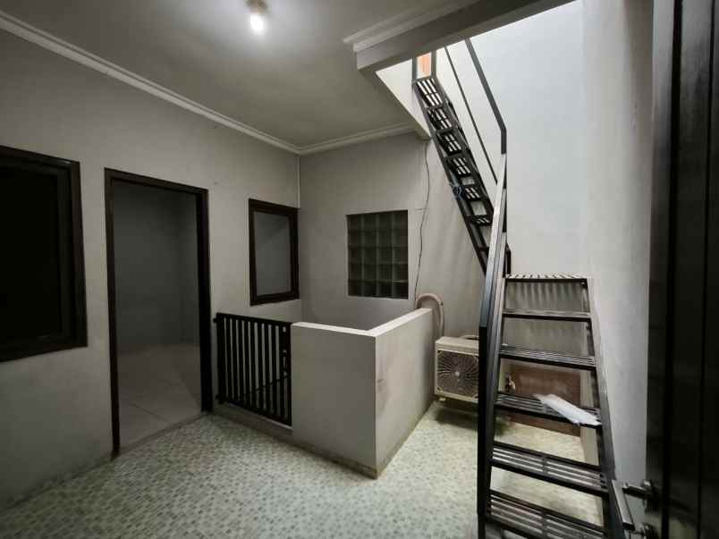 disewakan rumah cluster valeria metland