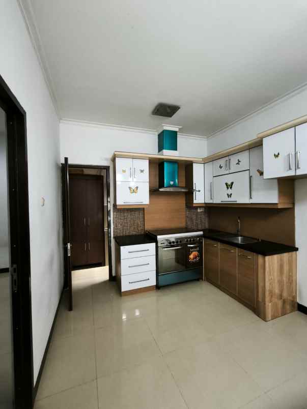 disewakan rumah cluster valeria metland