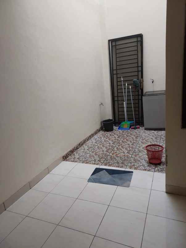 disewakan rumah harapan indah