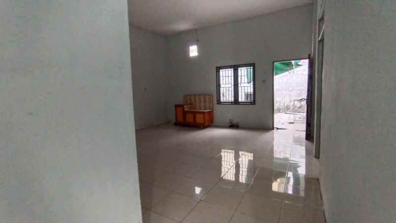 disewakan rumah jalan danau sentarum gang