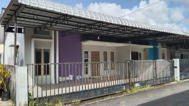 disewakan rumah jalan danau sentarum gang