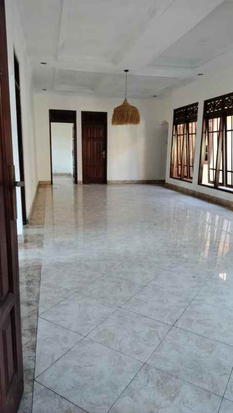 disewakan rumah jl gurita sesetan denpasar bali