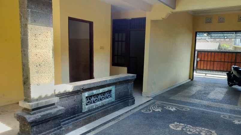 disewakan rumah jl gurita sesetan denpasar bali