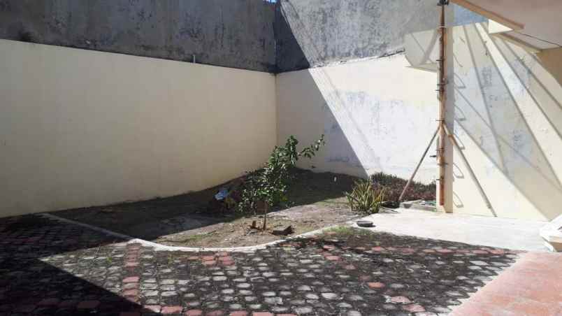 disewakan rumah kertajaya indah timur