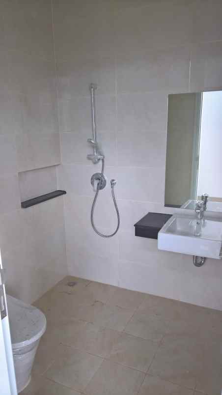 disewakan rumah minimalis grand galaxy bekasi