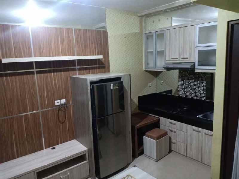 disewakan rumah pantai mentari