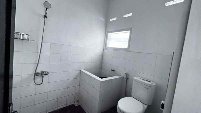 disewakan rumah rungkut asri