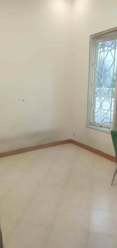 disewakan rumah rungkut mapan tengah surabaya