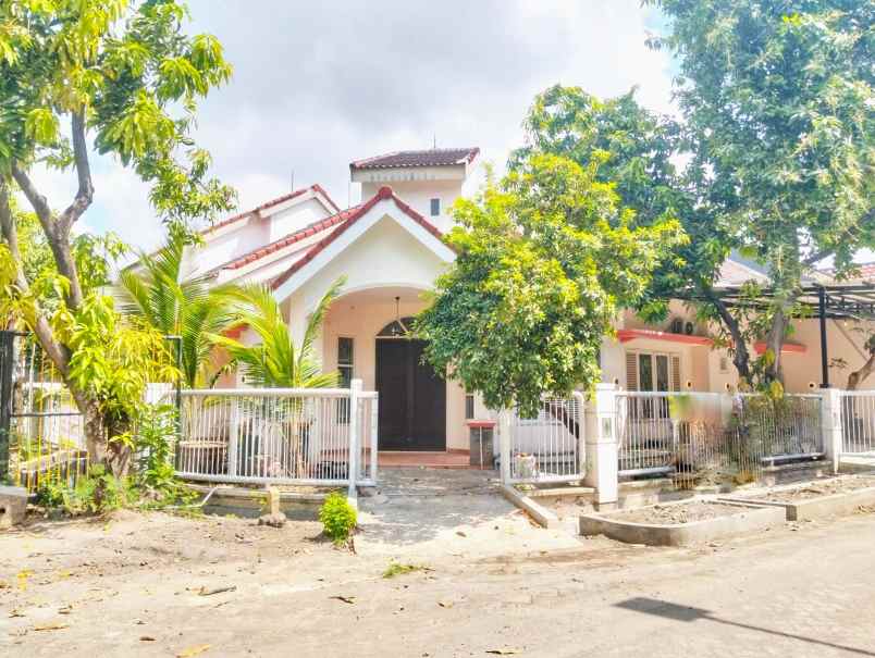 disewakan rumah rungkut mapan tengah surabaya