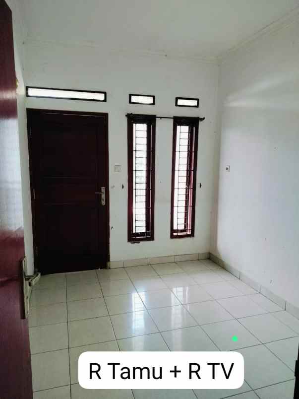 disewakan rumah sarijadi bandung