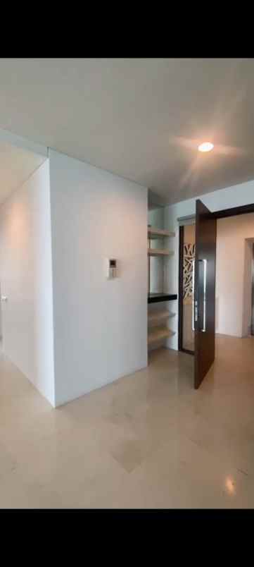 fot rent apartment at kemang village