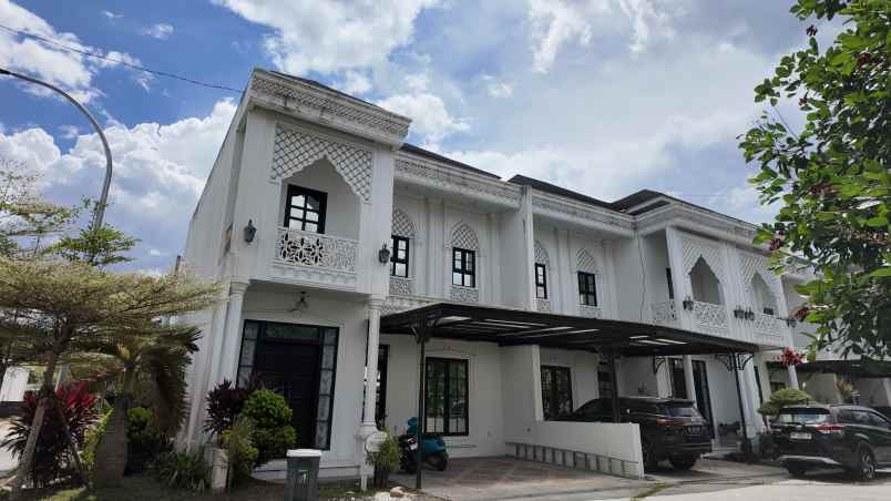 hunian 2 lantai di pekanbaru