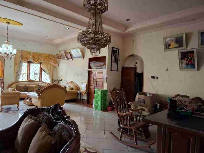 hunian usaha di pusat bekasi shm harga 7m nego