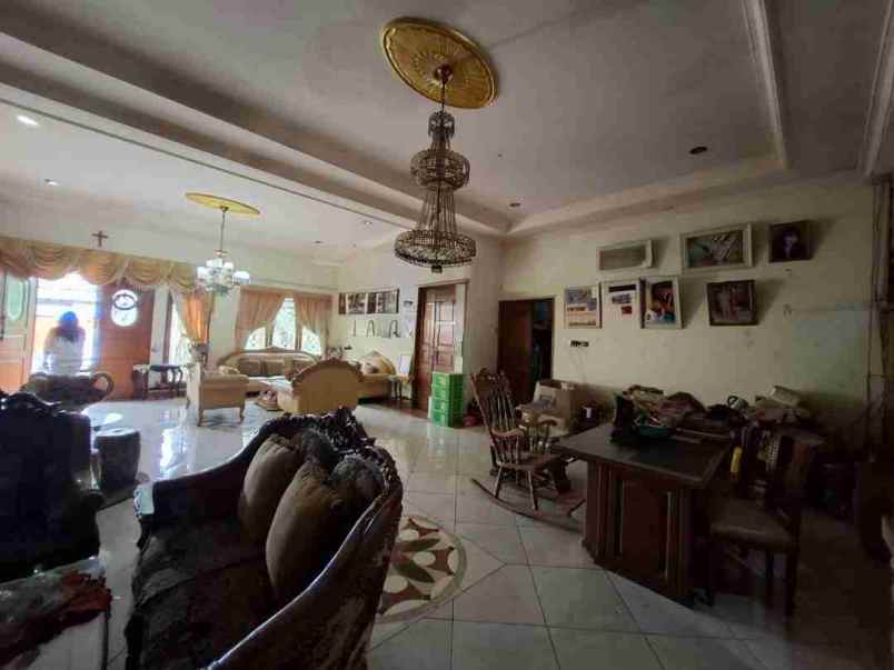 hunian usaha di pusat bekasi shm harga 7m nego