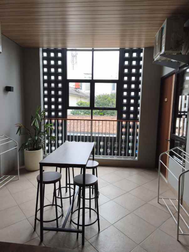 investasi kost premium area ui depok high yield