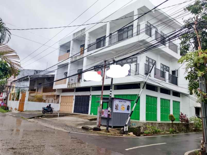 jual lelang 2 petak ruko strategis