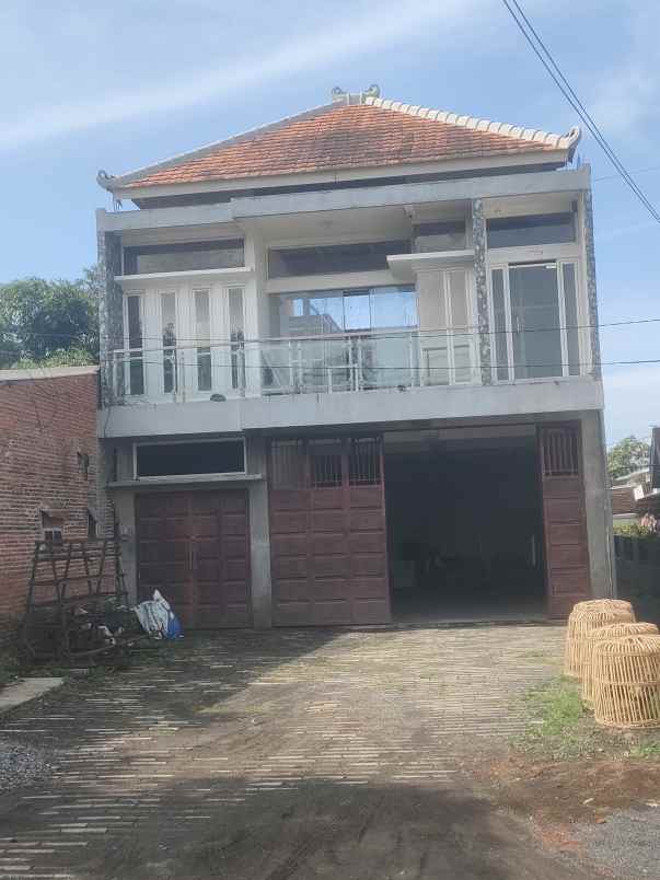 jual rumah atau gudang